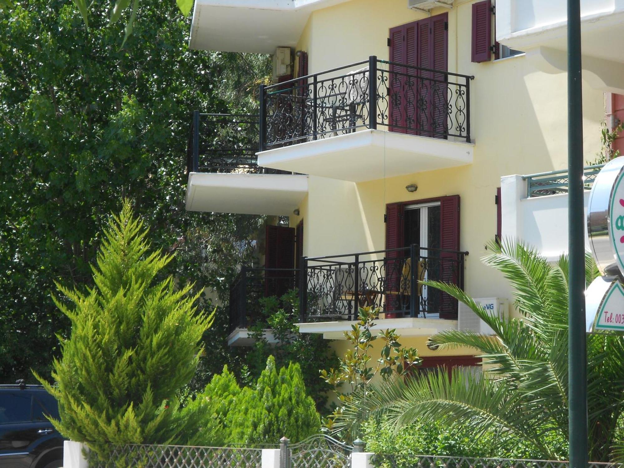 Argo Apartments วาซีลีกี ภายนอก รูปภาพ